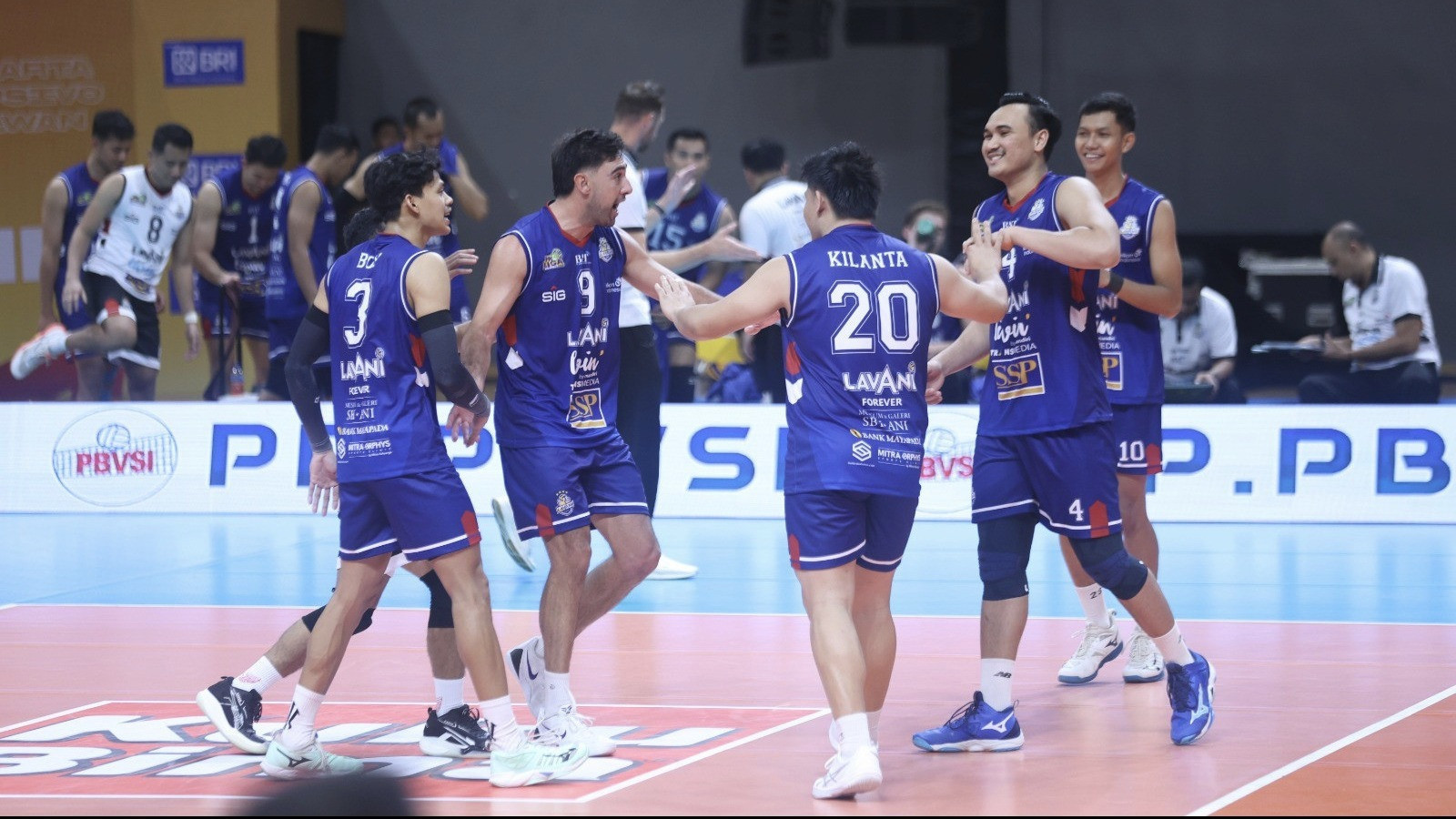 Pelatih Ungkap Alasan LavAni Lakukan Rotasi Pemain saat Kalahkan Surabaya Samator di Proliga 2026
            - galeri foto