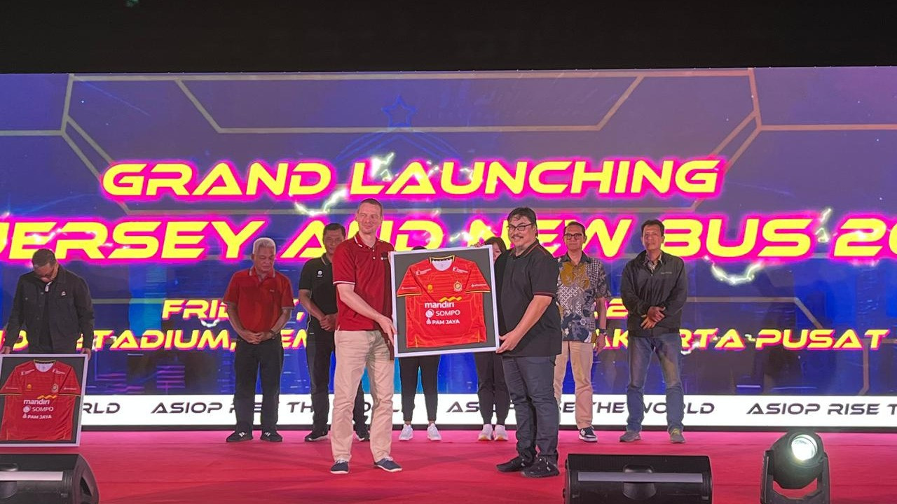 Luncurkan Jersey Musim 2026 dan Bus Baru, ASIOP Mantapkan Langkah ke Level Dunia Lewat “Rise the World”
            - galeri foto