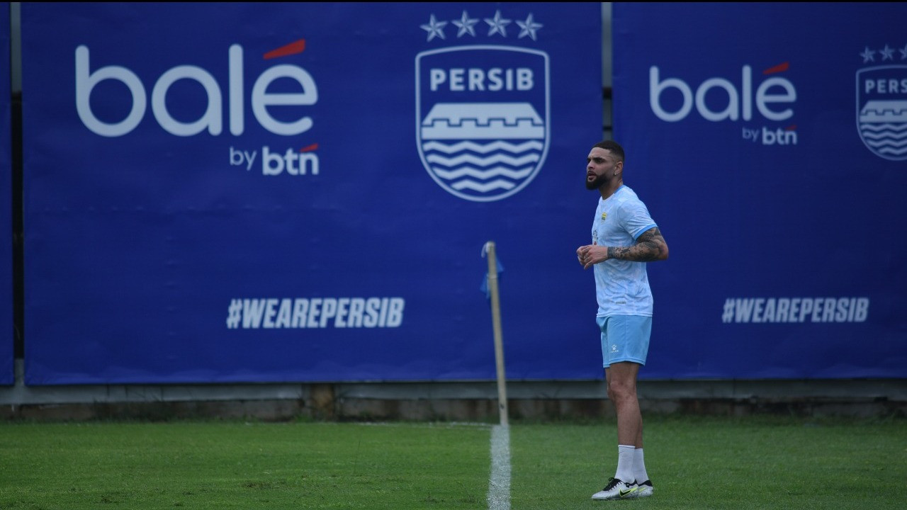 Prediksi Line-up Persib Bandung saat Hadapi Ratchaburi di Leg Pertama Babak 16 Besar ACL Two 2025-2026
            - galeri foto