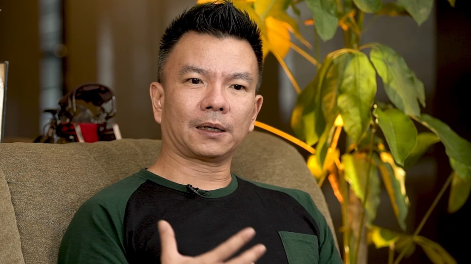 Jerry Aurum Tak Ingin Konflik Denada dan Ressa Rizky Berdampak Buruk pada Aisha
            - galeri foto