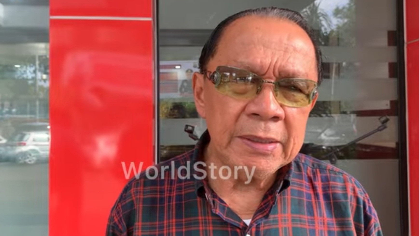 Bukan Cuma Ressa, Sosok Orang Dekat Bongkar Denada Sembunyikan Anak Lain!
            - galeri foto