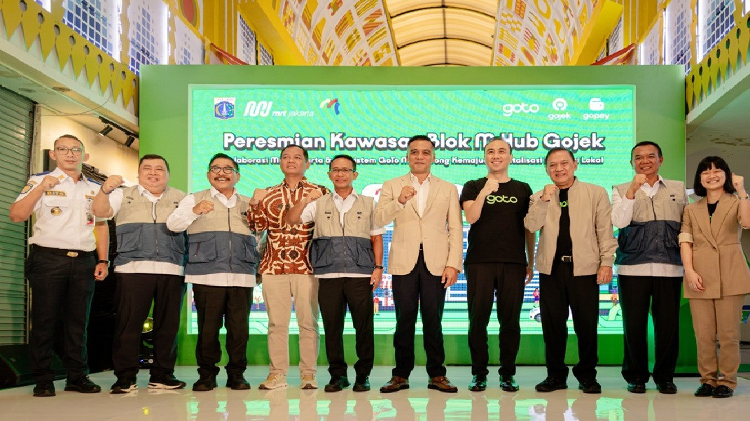 GoTo dan MRT Jakarta Bekerja Sama Hadirkan Blok M Hub Gojek
            - galeri foto