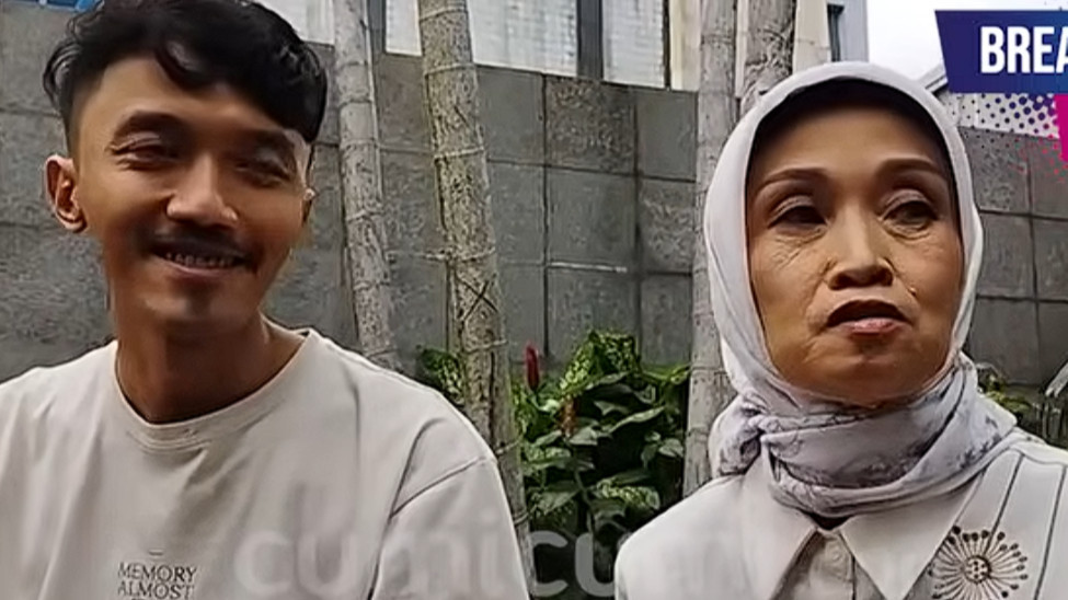 Pesulap Merah Akui Tak Selalu Dampingi Istri Saat Dirawat di Rumah Sakit, Ini Alasannya
            - galeri foto