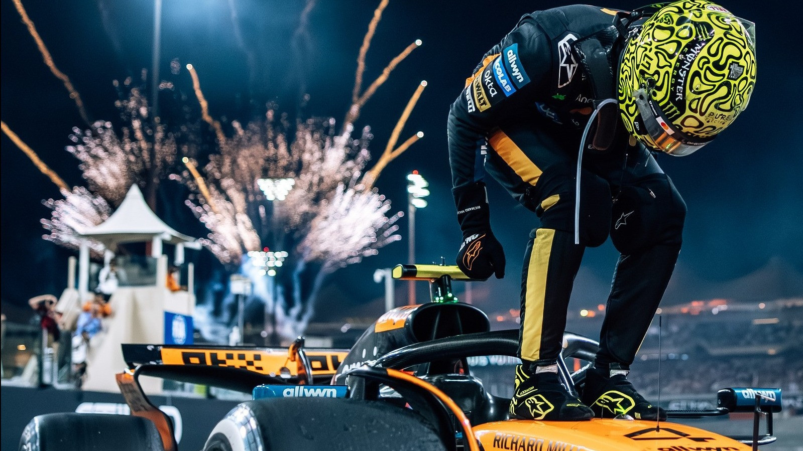 Baru Saja Raih Gelar Juara Dunia Formula 1 Pertamanya, Lando Norris Akui Tak Merasakan Perubahan jelang F1 2026
            - galeri foto