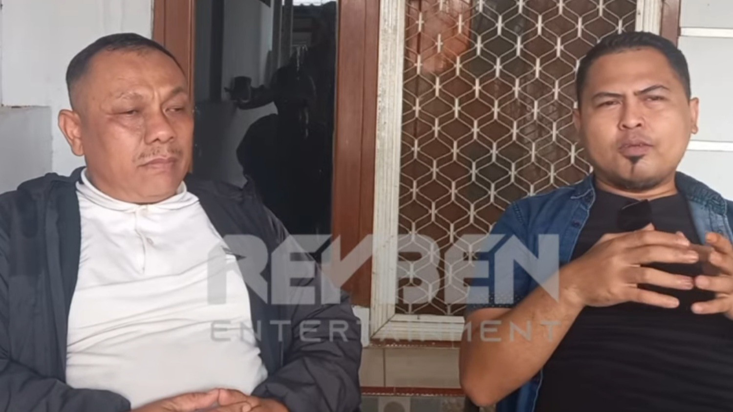 Orang Terdekat Bongkar Akal-Akalan Teddy Pardiyana, Manfaatkan Bintang untuk Peras Keluarga Sule
            - galeri foto