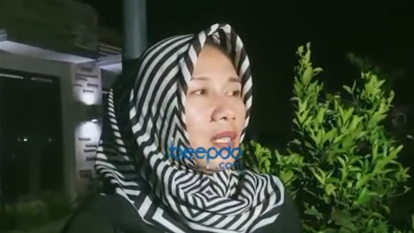 Sudah Lama Dipendam Sule, Mantan Asisten Pribadi Kini Bongkar Kisah Perselingkuhan Lina Jubaedah dan Teddy Pardiyana
            - galeri foto