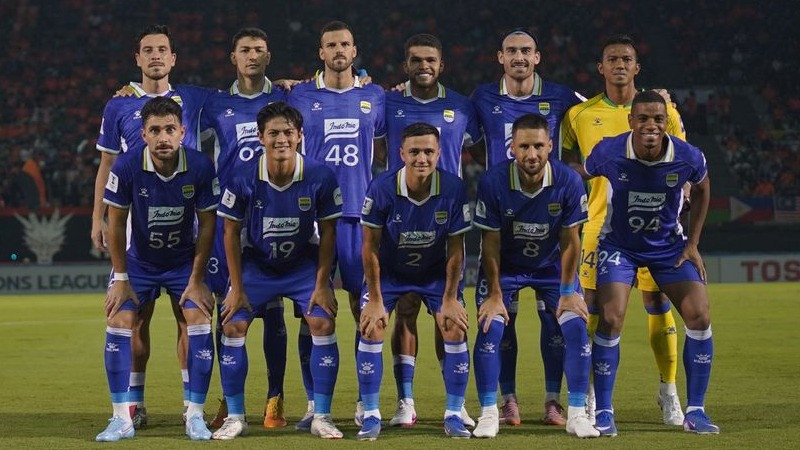 Persib Bandung Resmi Dapat Kabar Baik meski Ditekuk Ratchaburi 0-3, Siap Bangkit di Leg Kedua 16 Besar ACL Two?
            - galeri foto