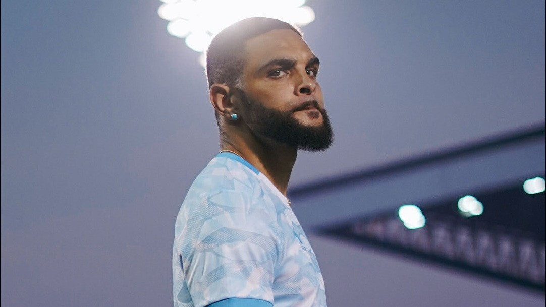 Baru 3 Minggu Gabung Persib, Layvin Kurzawa akui Kagum dengan Masjid Al Jabbar di Bandung: Salah Satu yang Terindah di Dunia!
            - galeri foto