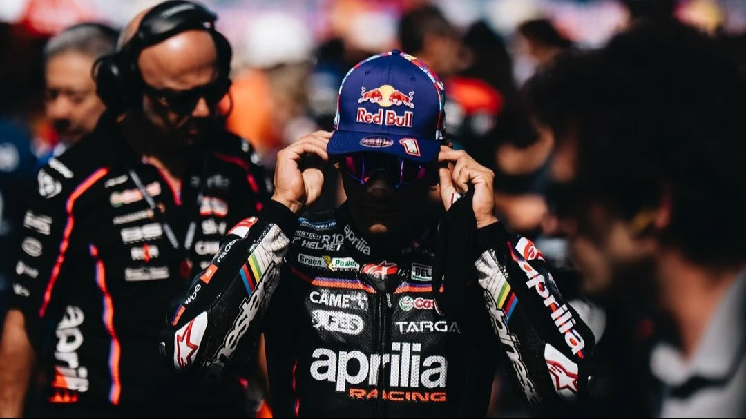 Pulih dari Cedera dan Dapat Lampu Hijau dari Aprilia untuk Ikut Tes Pramusim, Jorge Martin Bakal Terbang ke Buriram
            - galeri foto