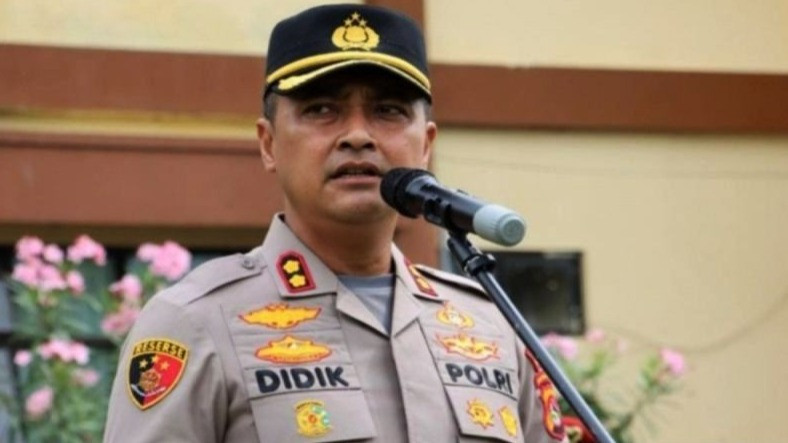 Rentetan Kasus Narkoba Jerat Petinggi Polres Bima Kota, Kapolres hingga Kasatnarkoba 'Mainkan' Barang Haram
            - galeri foto