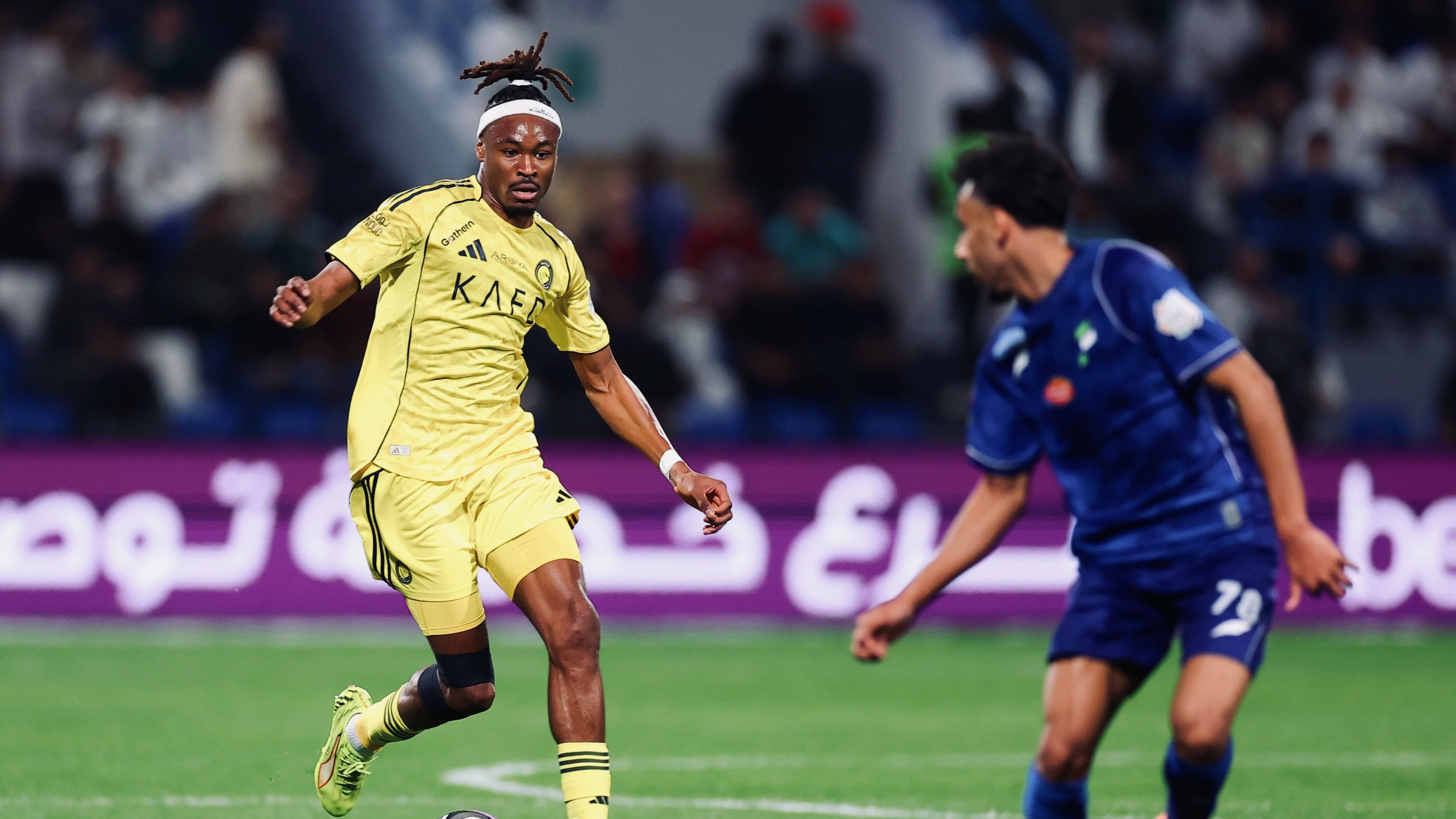 Ronaldo is Back, Al Nassr Sukses Bantai Al Fateh 2-0, CR7 Langsung Jebol Gawang Lawan di Menit Awal
            - galeri foto