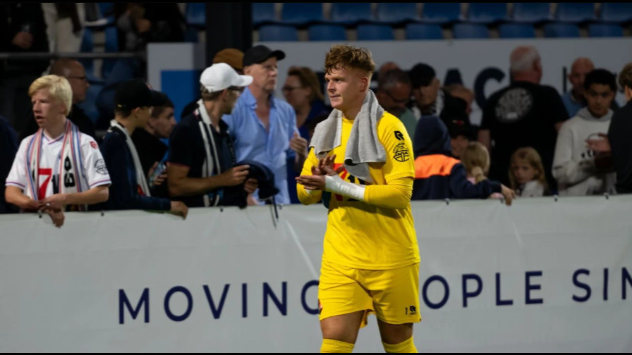 Sehebat Apa Ronald Koeman Jr, Kiper Belanda yang Dirumorkan Dibidik Persib?
            - galeri foto