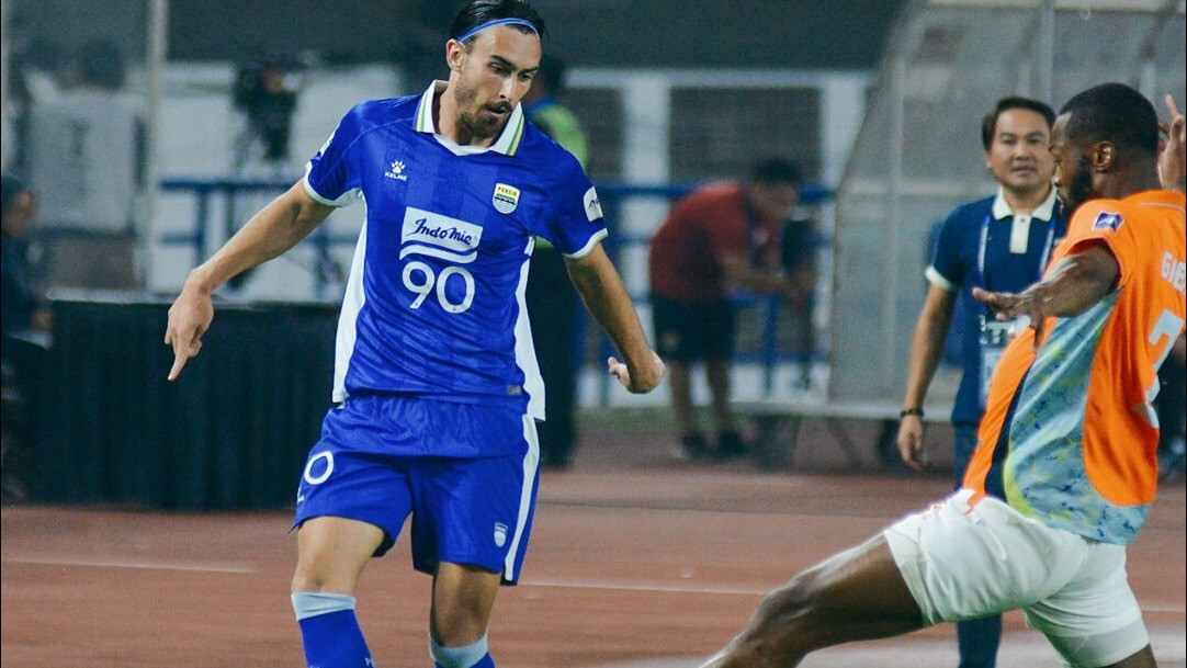 Resmi! Bojan Hodak 'Coret' Satu Pemain Asing usai Persib Tersingkir dari ACL 2, Siapa?
            - galeri foto