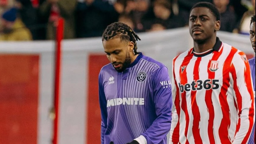 Sempat Kena PHP Timnas Indonesia Era Patrick Kluivert, Jairo Riedewald Kini Menggila di Inggris, John Herdman Tertarik?
            - galeri foto