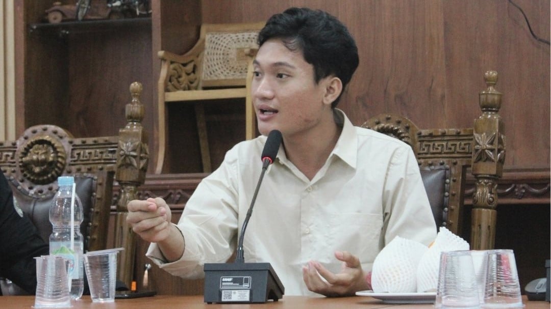 Anies Baswedan Sarankan Ketua BEM UGM Lapor Polisi Agar Pelaku Teror Tiyo Ardianto Terbongkar
            - galeri foto