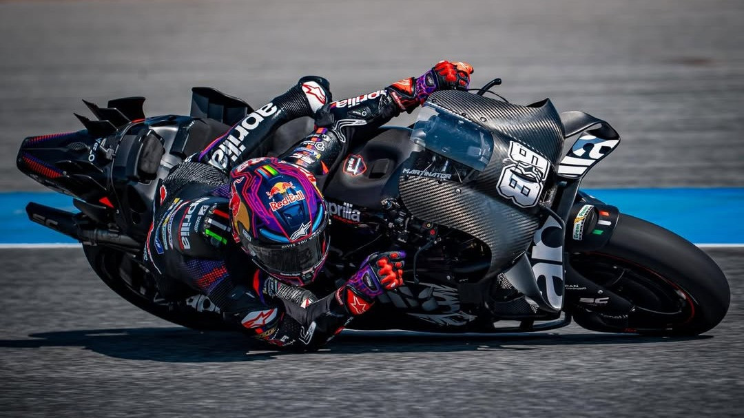 Jorge Martin Rayakan Terobosan Besar Aprilia pada Tes Pramusim MotoGP 2026 di Sirkuit Buriram
            - galeri foto