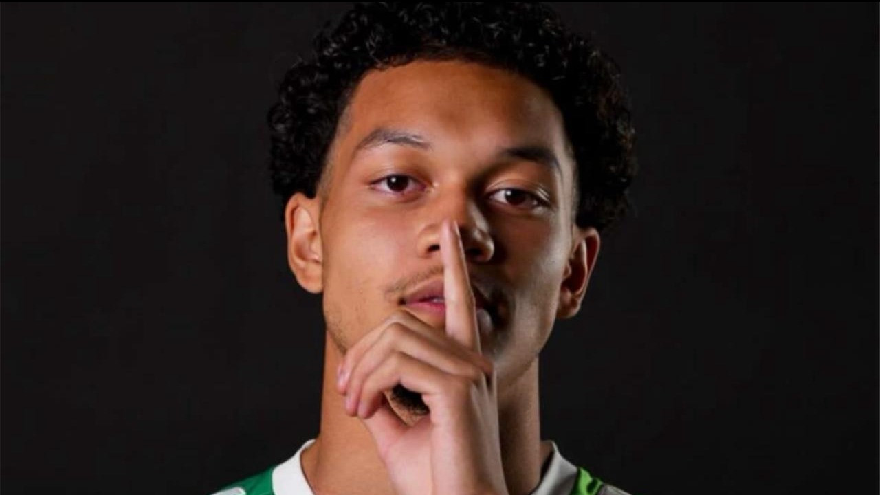 Mengenal Quenay Soewarto, Bek Belanda Bernama Jawa yang Disebut Calon Diaspora Timnas Indonesia
            - galeri foto