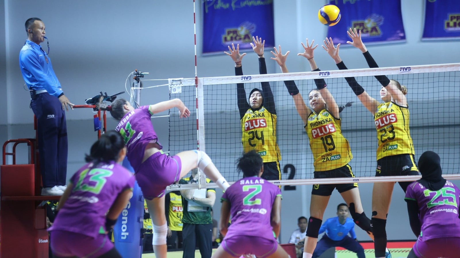 Gresik Phonska Bungkam Telak Megatron Cs Sebagai Juara Bertahan! Pertamina Enduro Tersungkur 0-3 Jelang Final Four Proliga 2026
            - galeri foto