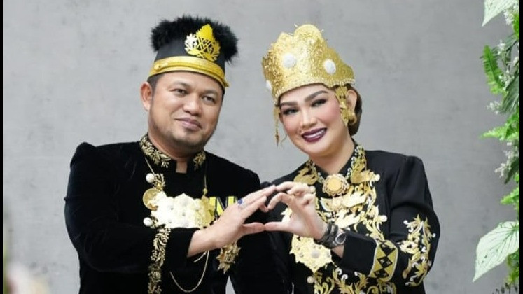 Terkuak Gurita Kekuasaan Keluarga Gubernur Kaltim Rudy Masud, Kuasai DPRD hingga Kursi DPR RI
            - galeri foto