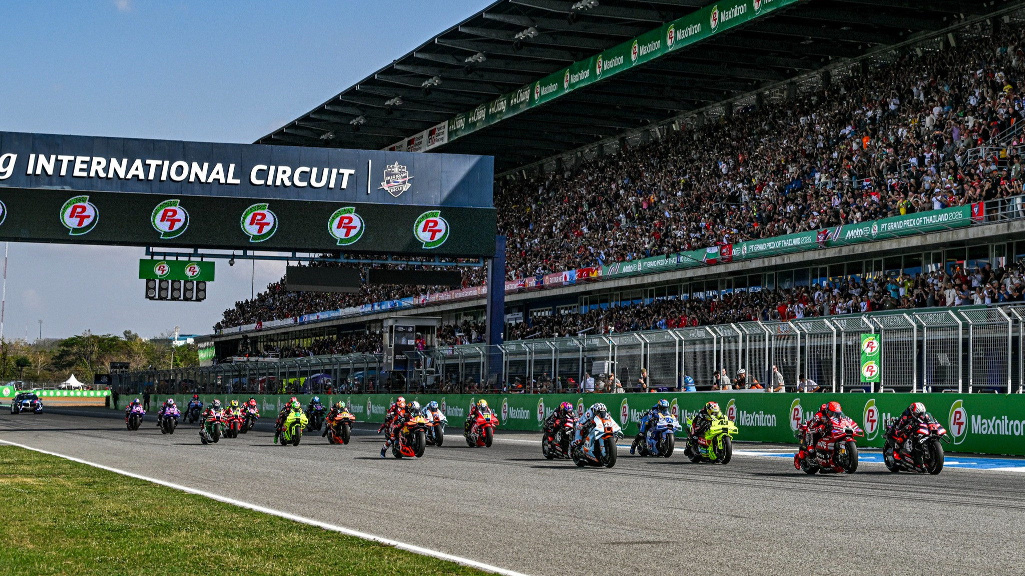 Kronologi Duel Marquez-Acosta yang Bikin The Baby Alien Turun Satu Peringkat di Sprint Race MotoGP Thailand 2026
            - galeri foto