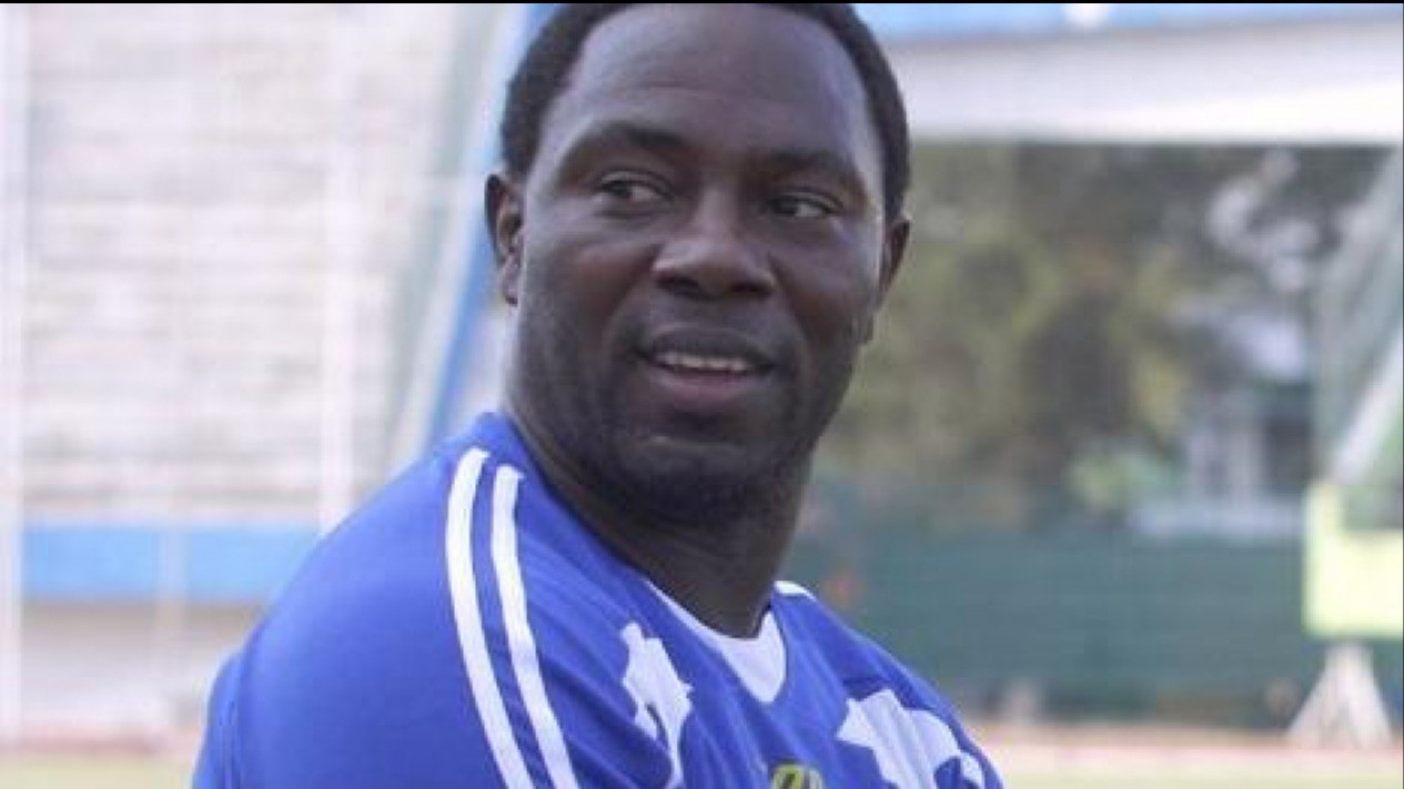 Belum Lama Jadi Mualaf, Pelatih Asal Brazil ini Begitu Happy Bisa Menjalankan Puasa Ramadhan di Indonesia
            - galeri foto