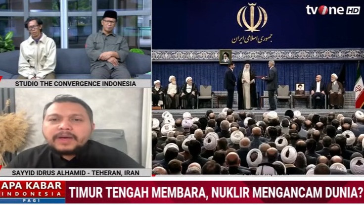 Langit Teheran Membara, Khamenei Tewas, Warga Bergairah, Desak Pemerintah Iran Bombardir Amerika-Israel
            - galeri foto