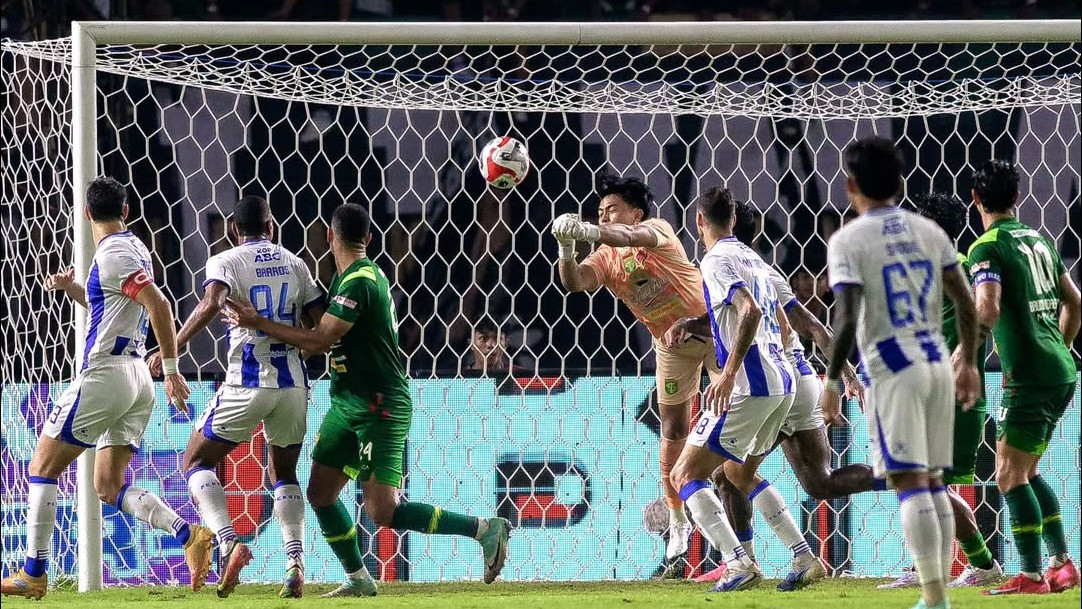 Terpopuler: Alasan Persib Lolos WO, Eks Pemain Termahal Timnas Indonesia Diincar PSV, Update Kabar Eks Pelatih Garuda Asal Brazil
            - galeri foto