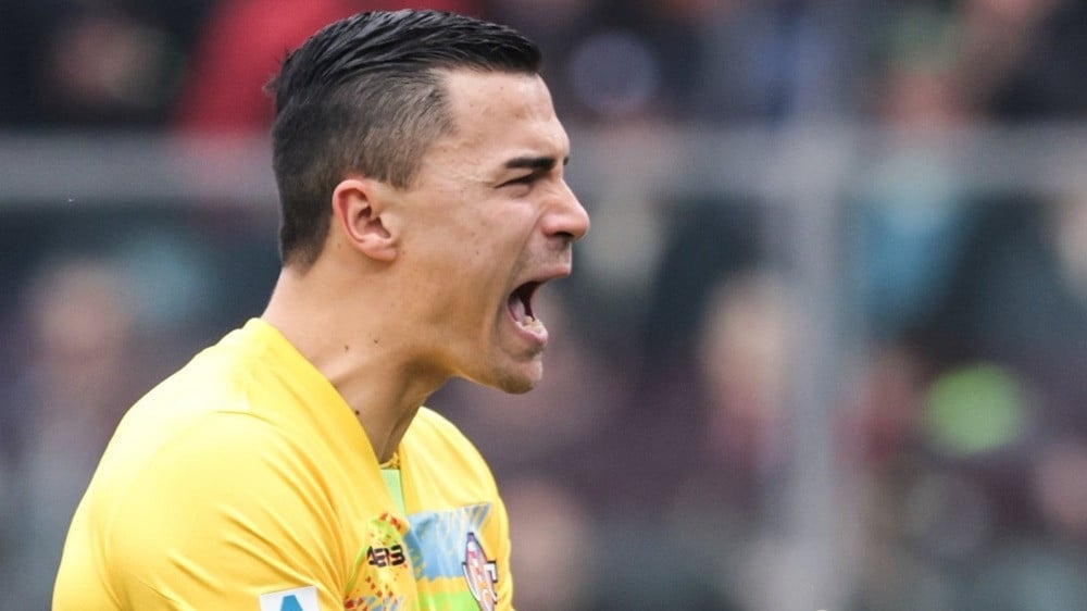 John Herdman Dibuat Pusing, Maarten Paes dan Emil Audero Rebutan Posisi Kiper Utama Timnas Indonesia Jelang FIFA Series
            - galeri foto