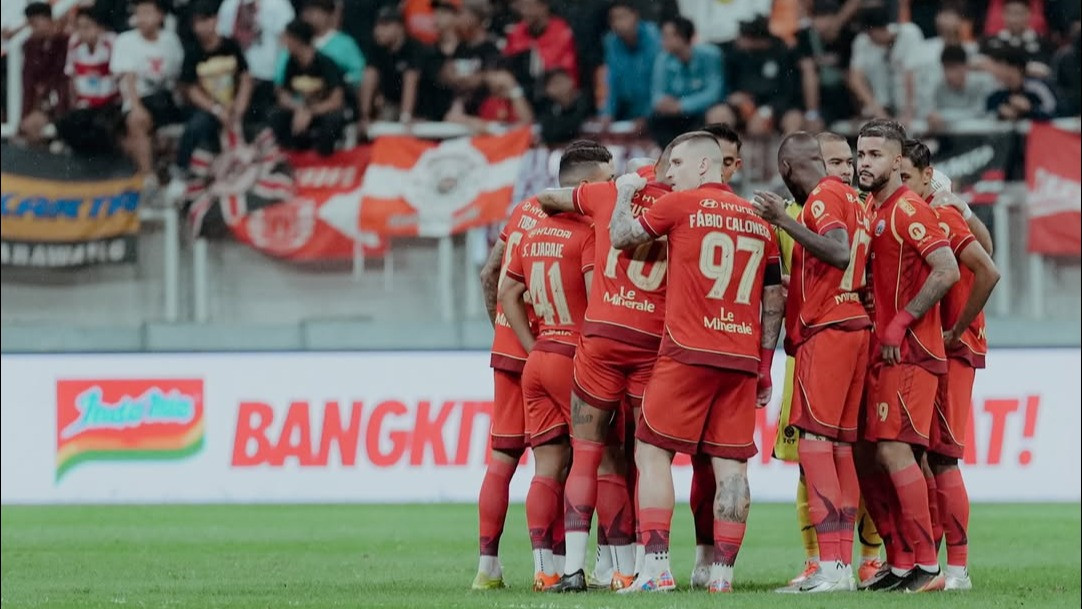 Setelah Persija Gagal Pepet Persib, Fabio Calonego Singgung 'Kebersamaan' Jadi Kunci Rebut Asa Juara
            - galeri foto