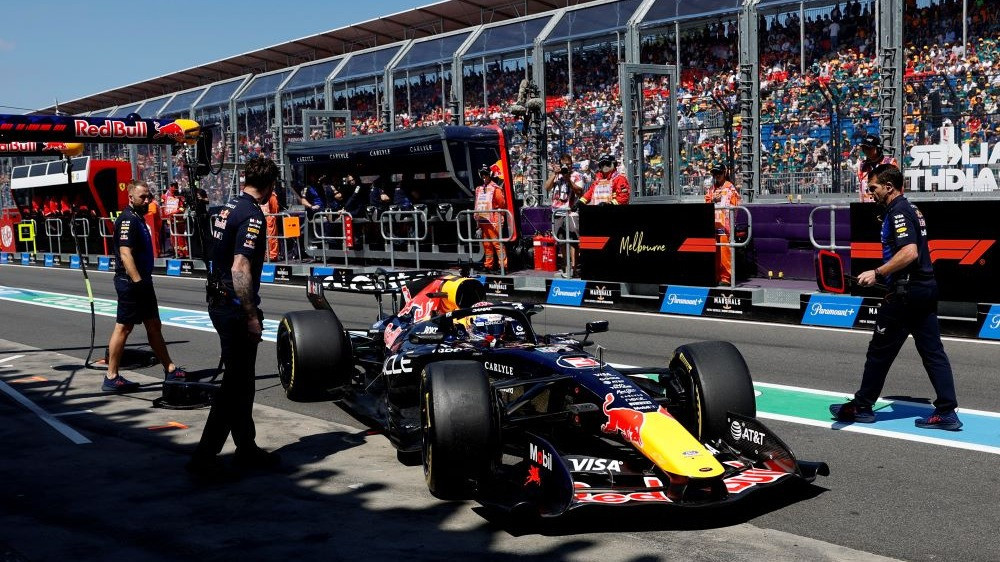 Max Verstappen Ungkap Penyebab Red Bull Sulit Bersaing di F1 GP Australia 2026
            - galeri foto
