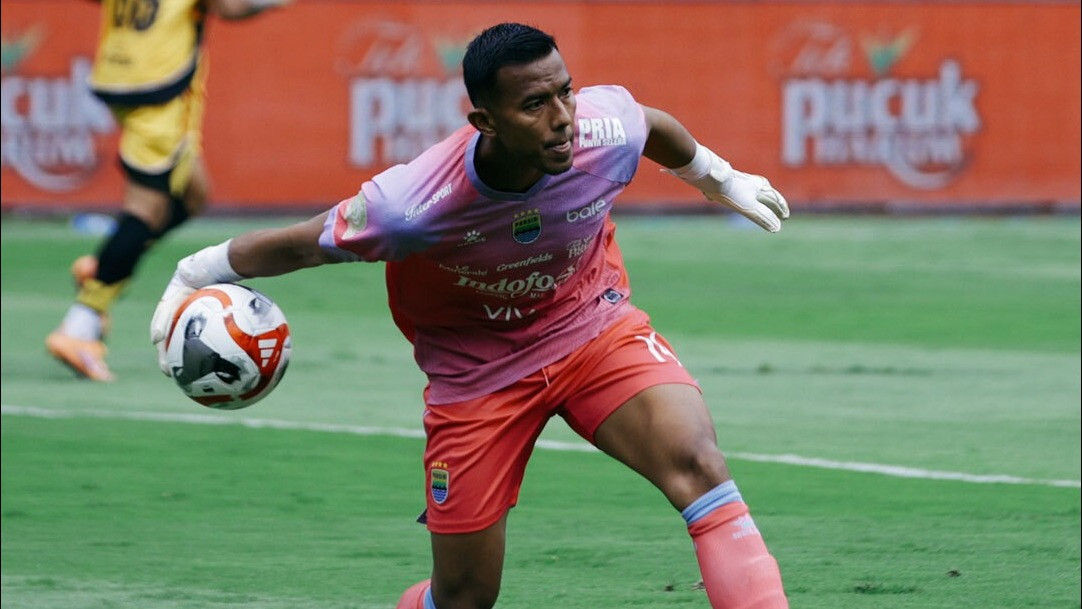 Catat Clean Sheet untuk yang ke-15 Kalinya, Bung Ropan Akui Heran Teja Paku Alam Tak Dipanggil Timnas Indonesia
            - galeri foto