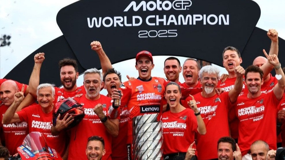 Teka-teki Kontrak Marc Marquez dengan Ducati Temui Titik Terang, Sang Juara Bertahan MotoGP Akhirnya Angkat Bicara
            - galeri foto