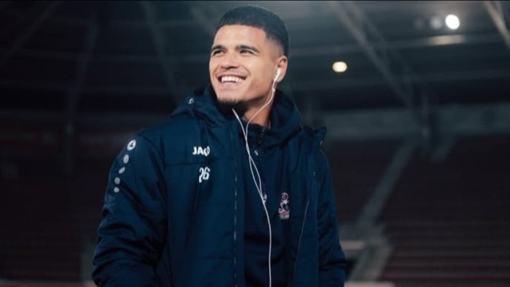 Bukan Hanya Bermain Bola, Pemain Mualaf Timnas Indonesia ini Juga Semangat Bangun Masjid