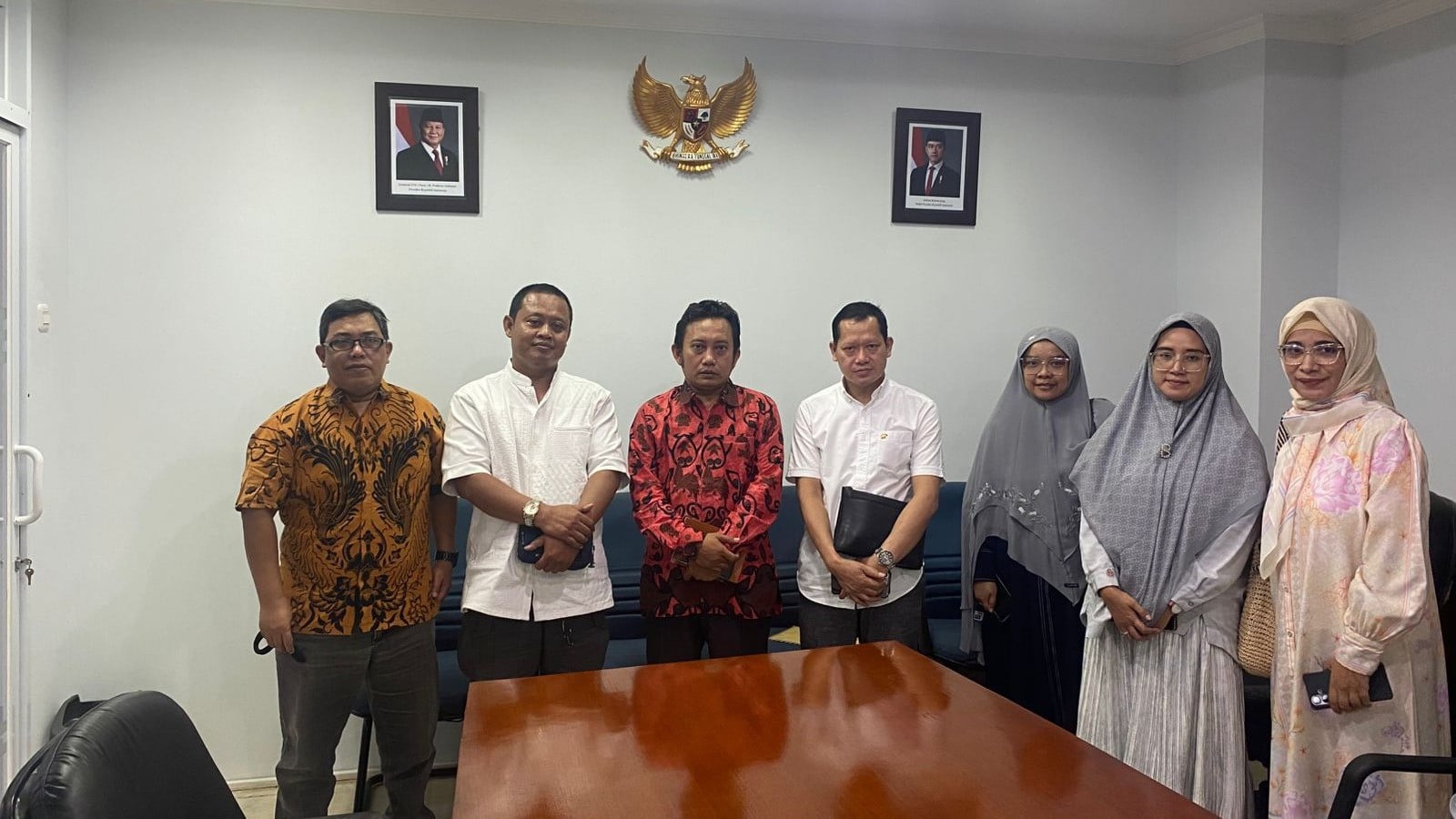 Izin SMK IDN Dicabut, Orang Tua Ungkap Dampak Berat bagi 500 Siswa: “Anak-Anak Kami Tertekan dan Masa Depannya Tak Jelas”