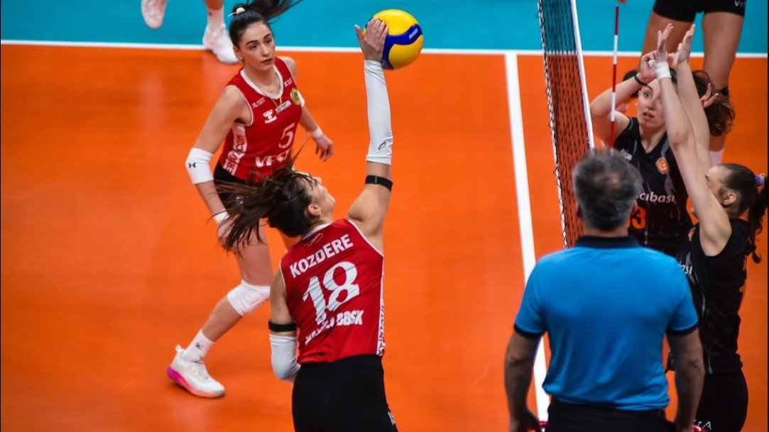 Ece Kozdere, pemain Manisa BBSK pertama yang jadi teman Megawati Hangestri