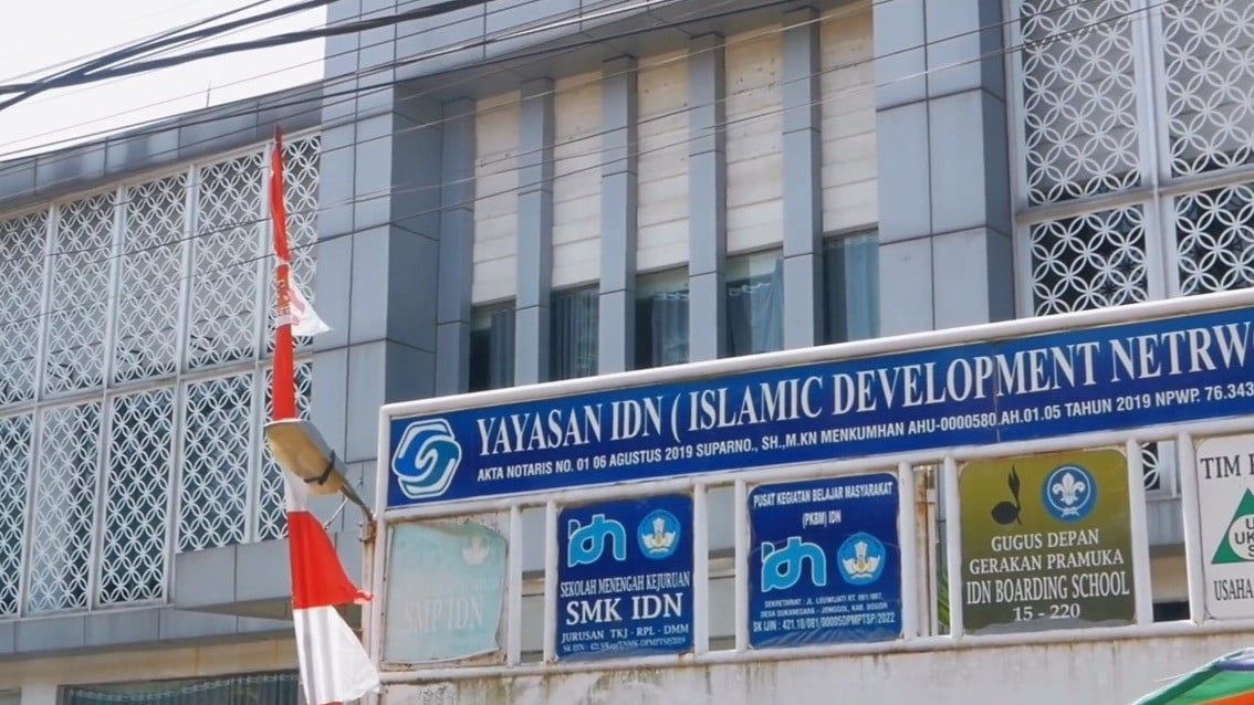 SMK IDN Boarding School Bogor.