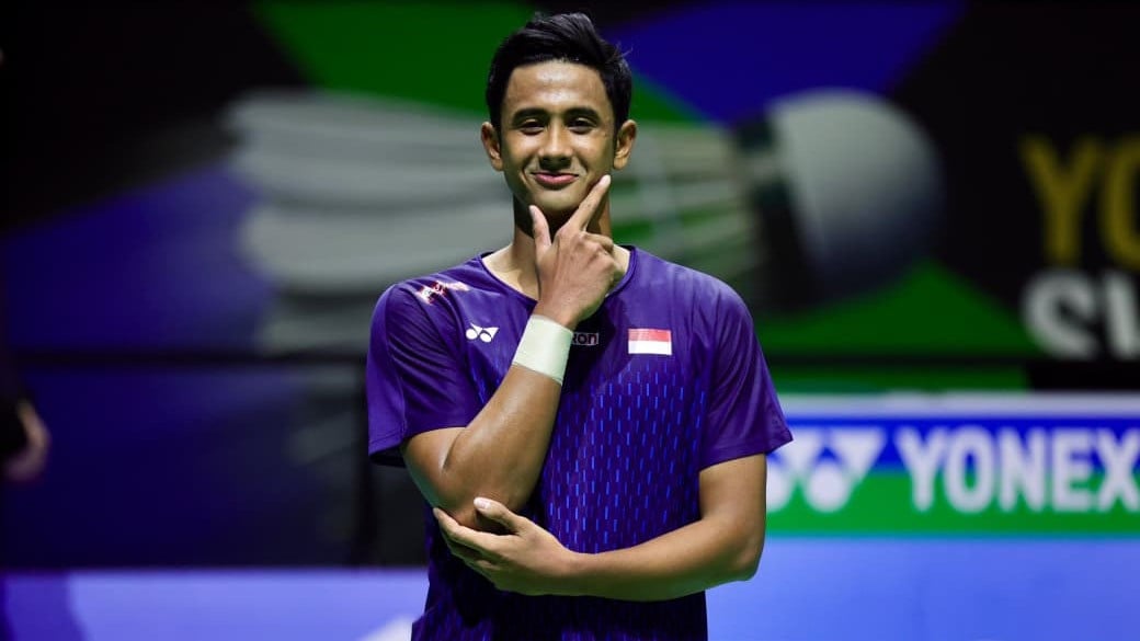 Selebrasi Alwi Farhan usai kalahkan Li Shi Feng di Semifinal Swiss Open 2026