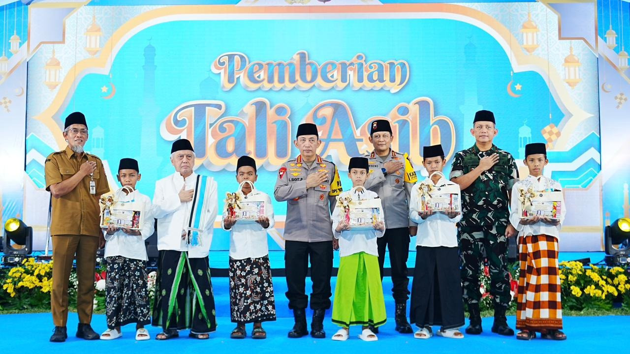 Kapolri Jenderal Listyo Sigit Prabowo mengajak seluruh elemen bangsa untuk bersatu demi mewujudkan visi Indonesia Emas 2045.