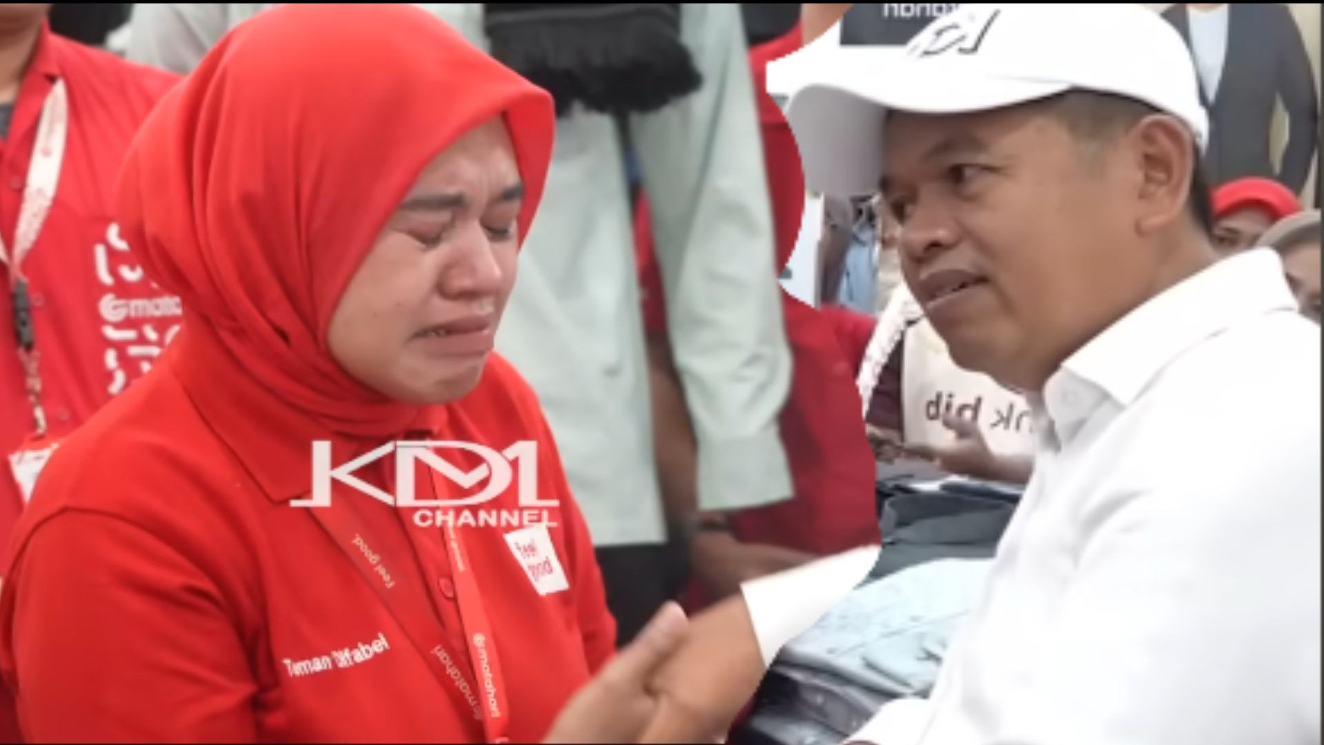 Siska, Janda Tunarungu dengan Dedi Mulyadi