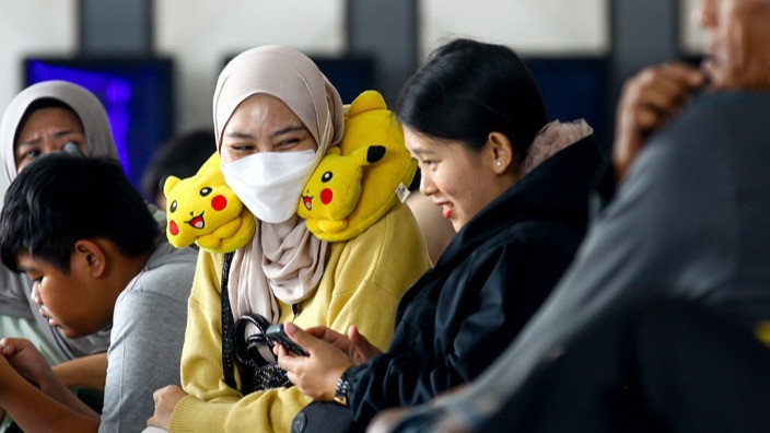 Berita Foto: Puncak Arus Mudik Lebaran 2026, Ribuan Penumpang Padati Terminal Kampung Rambutan
            - galeri foto