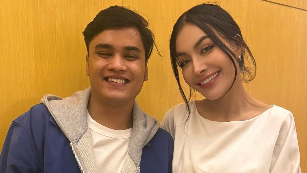 Denada Tambunan bertemu putra kandungnya, Al Ressa Rizky Rossano di kawasan Jakarta Selatan