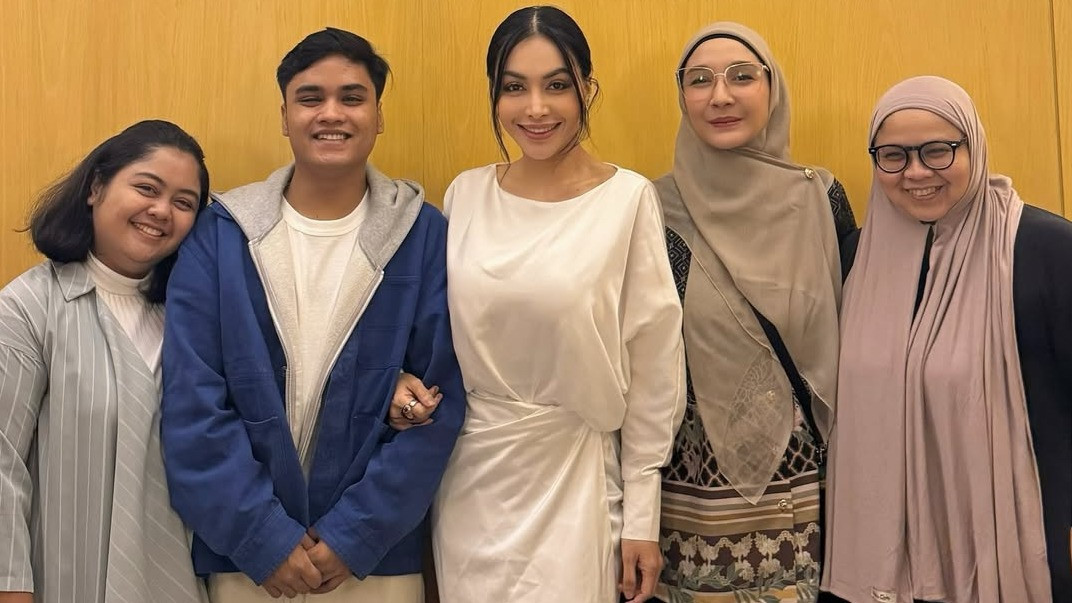 Denada Tambunan bertemu dengan Ressa didampingi keluarga, manajemen, dan psikolog di kawasan Jaksel, Kamis (19/3/2026)