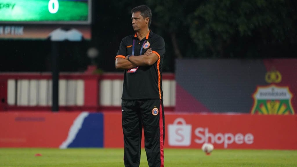 3 Pelatih Top Diisukan Masuk Radar Persija Jakarta Setelah Mauricio Souza Didesak Angkat Kaki dari Kursi Kepelatihan
            - galeri foto