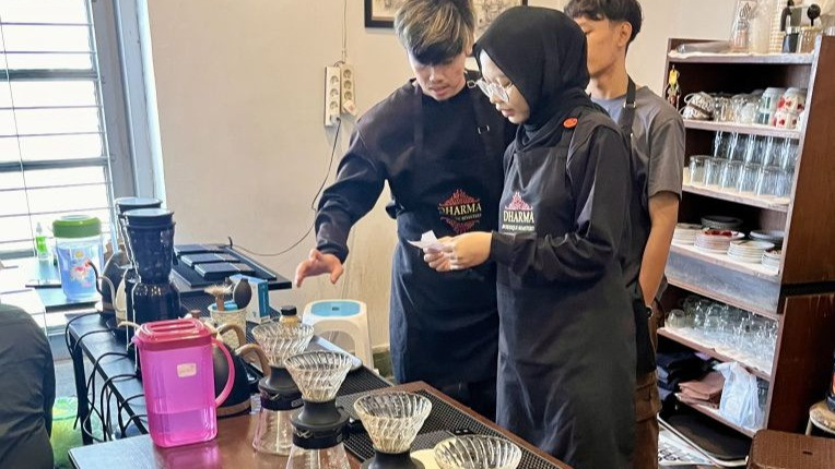 Libur Lebaran Saatnya Manjakan Lidah dengan Sensai Minum Kopi Berumur Satu Abad di Kota Semarang