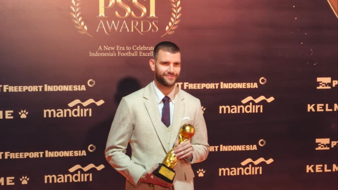 Tak Terbendung! Maarten Paes Menang Telak di PSSI Awards 2026