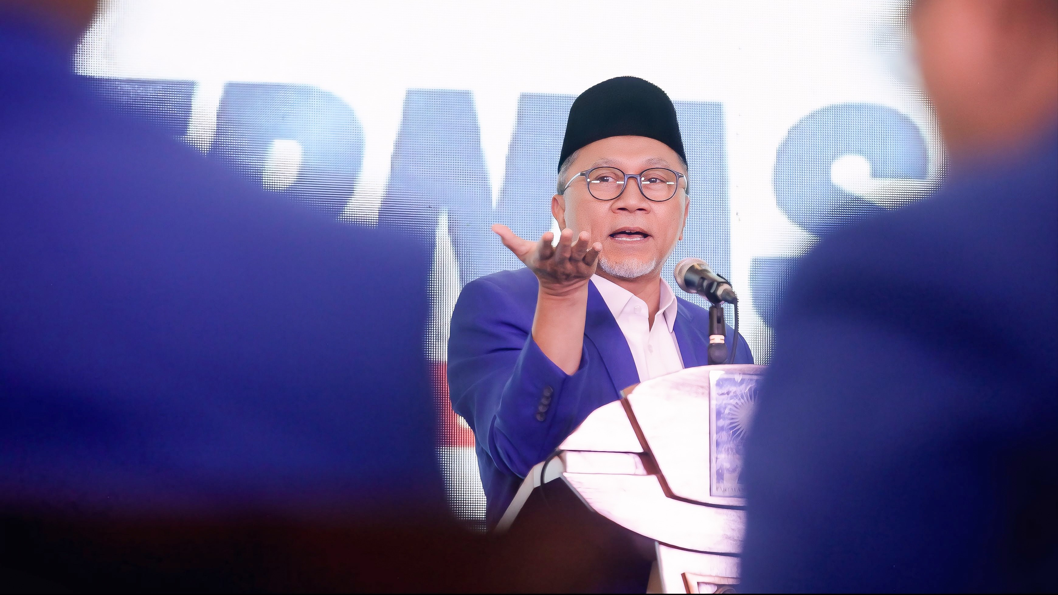 Berita Foto: Zulhas Ungkap Visi Prabowo Subianto Hadapi Ancaman Konflik Dunia
            - galeri foto