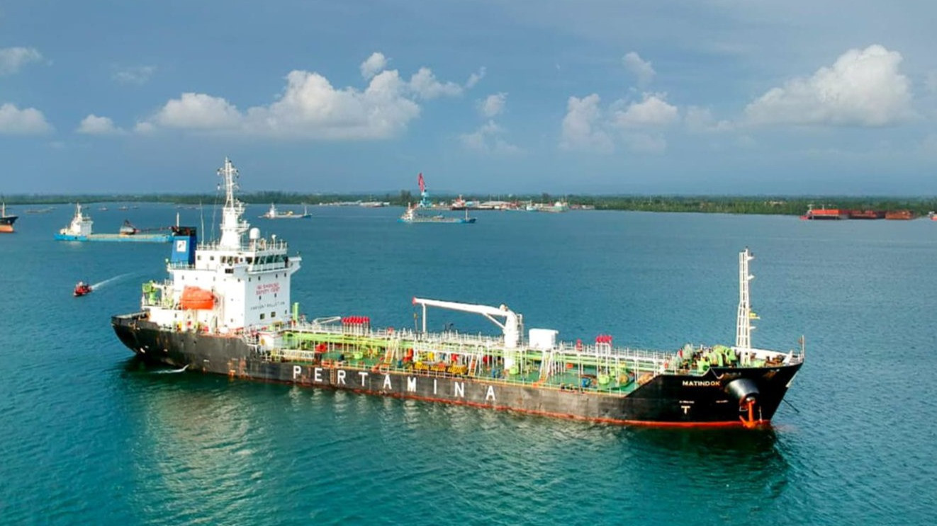 Dukungan Armada Logistik Laut dari Pertamina Patra Niaga.