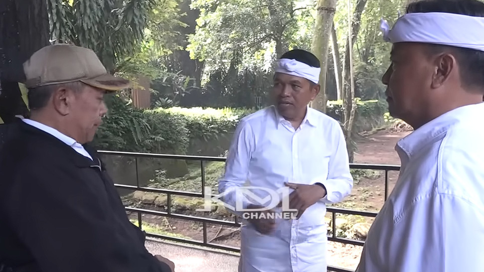 Dedi Mulyadi Lakukan Aksi Kemanusiaan di Kebun Binatang Bandung