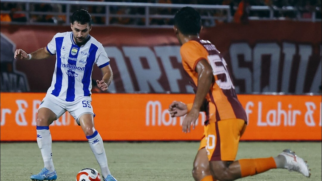 Pemain Persib, Frans Putros