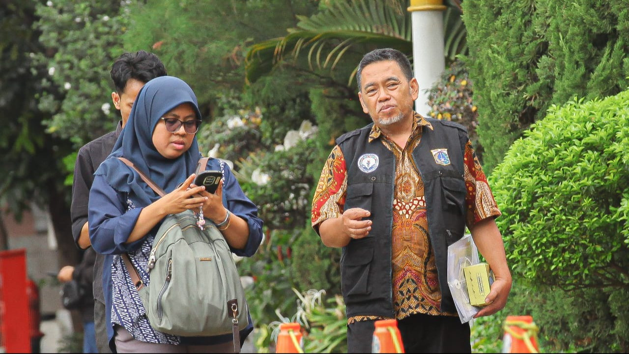 Berita Foto: WFH Tiap Jumat Diberlakukan, ASN di Balai Kota Mulai Bersiap